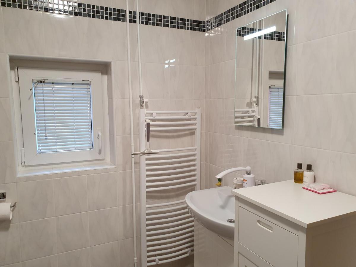 Apartma Cerknica Exteriér fotografie